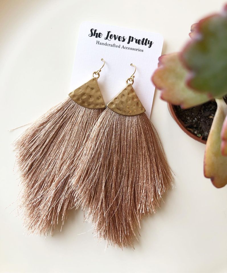 Boho Tassles in blush